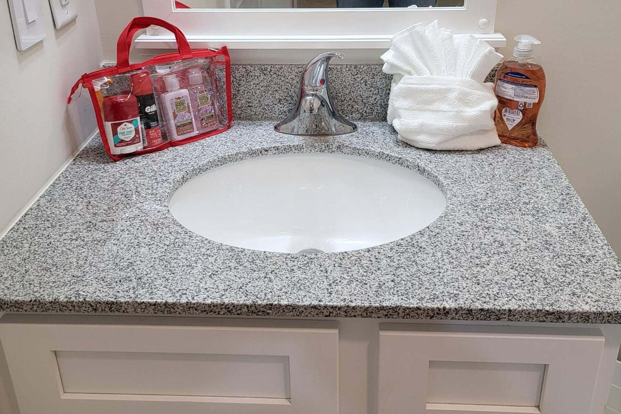 3-bedroom Apt-9w2 20-minuite To Downtown Boston