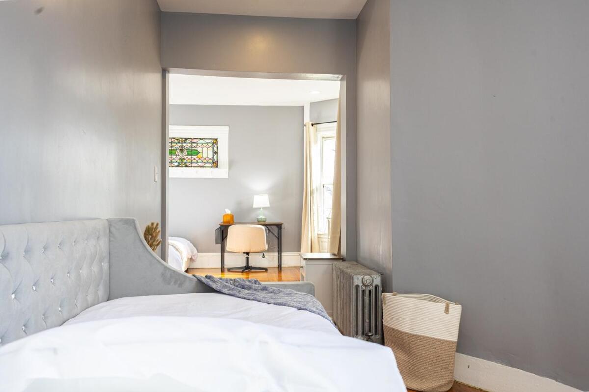 Elegant, Spacious 3bd, 1ba In * Boston