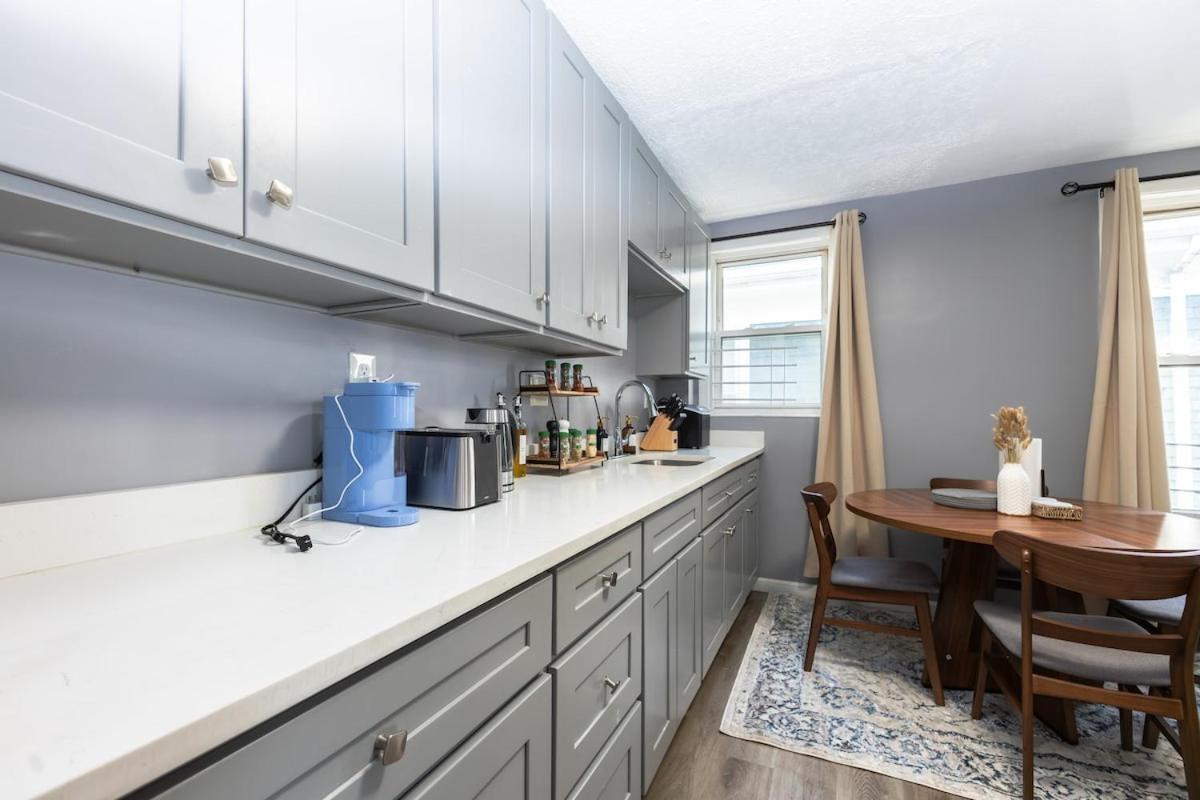 Elegant, Spacious 3bd, 1ba In