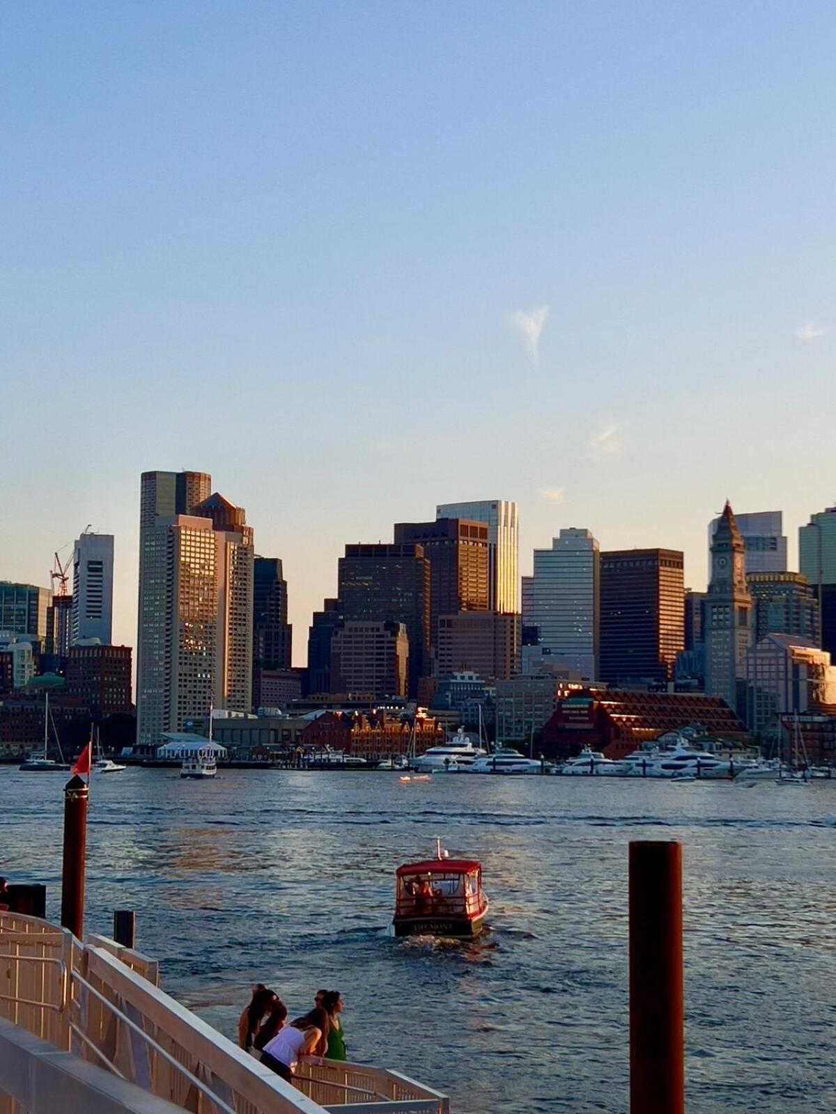 Apartment Serene Near Logan International Airport Boston