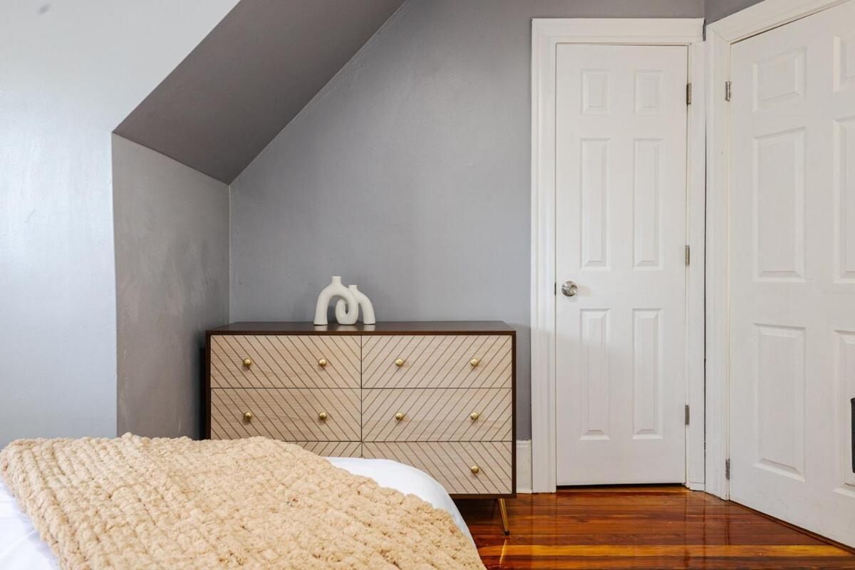 Cozy 3bd, 1ba In - Franklin Park Zoo, Common Boston