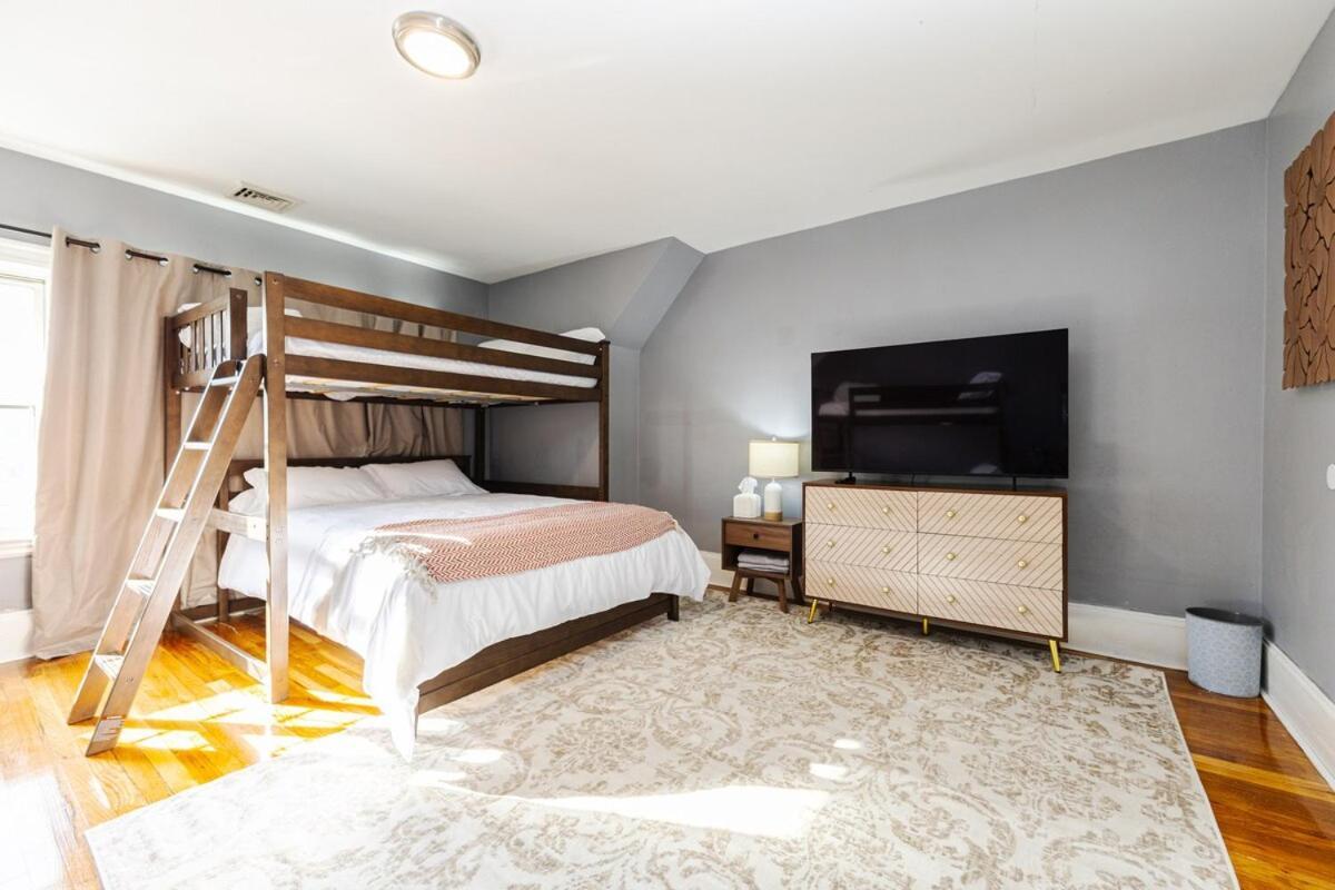 Apartment Cozy 3bd, 1ba In - Franklin Park Zoo, Common *