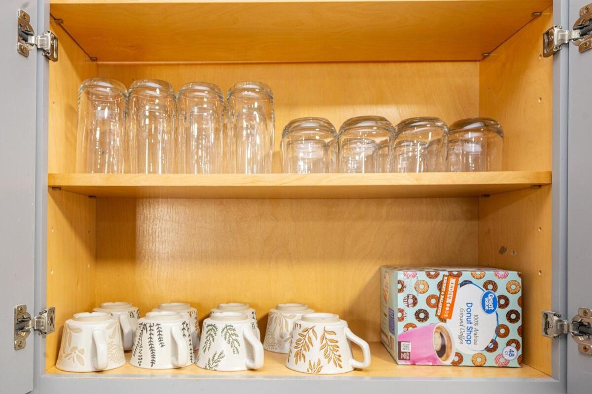 Elegant, Spacious 3bd, 1ba In