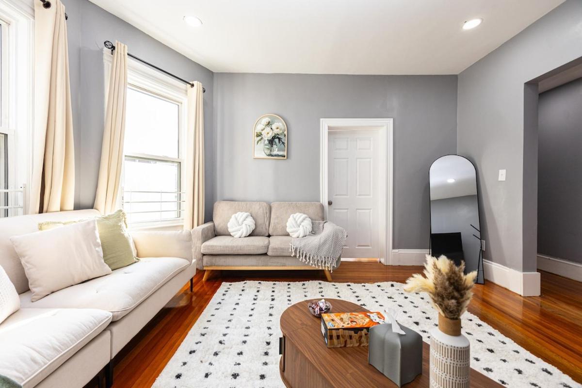Apartment Elegant, Spacious 3bd, 1ba In Boston