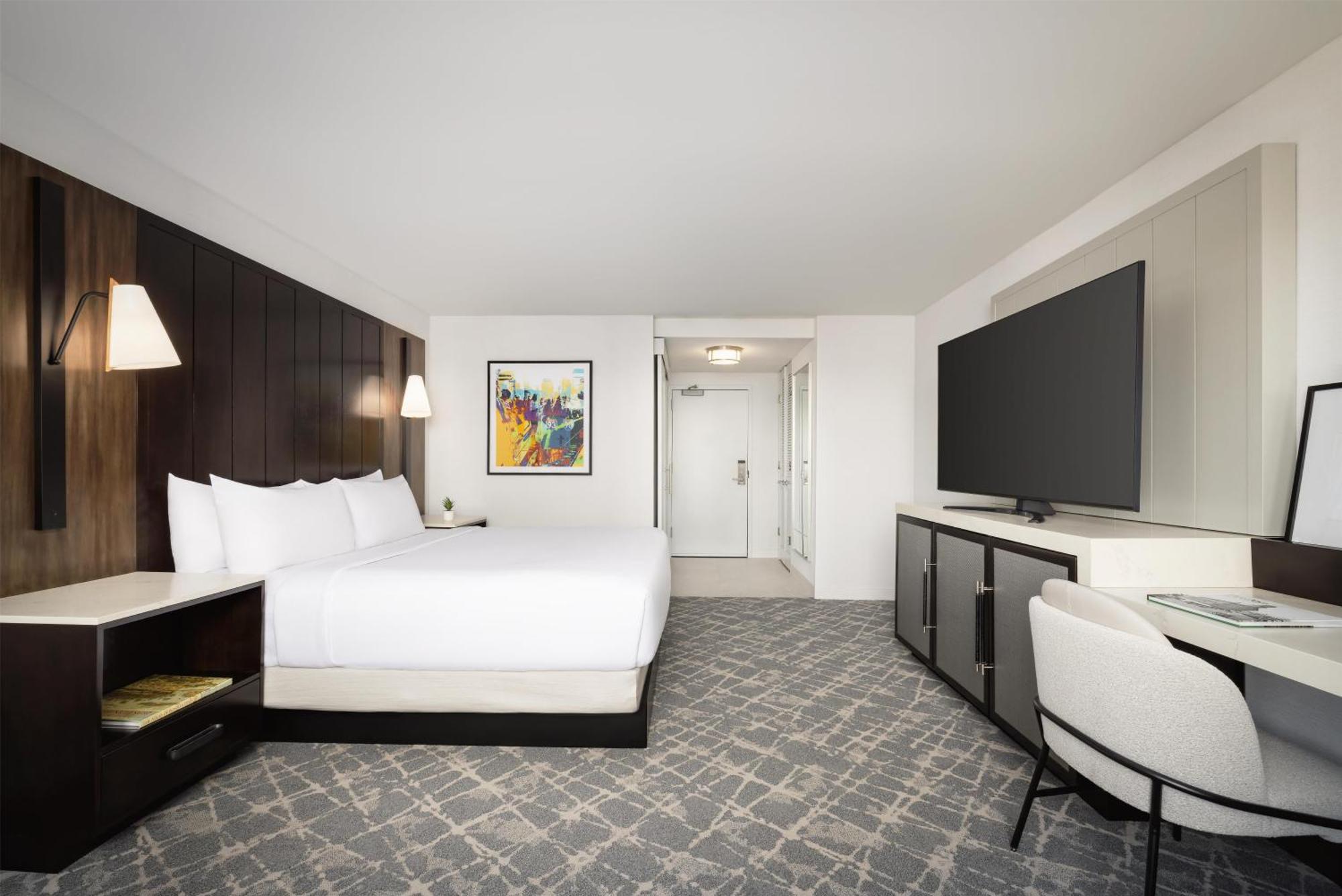 Hilton Back Bay 3*