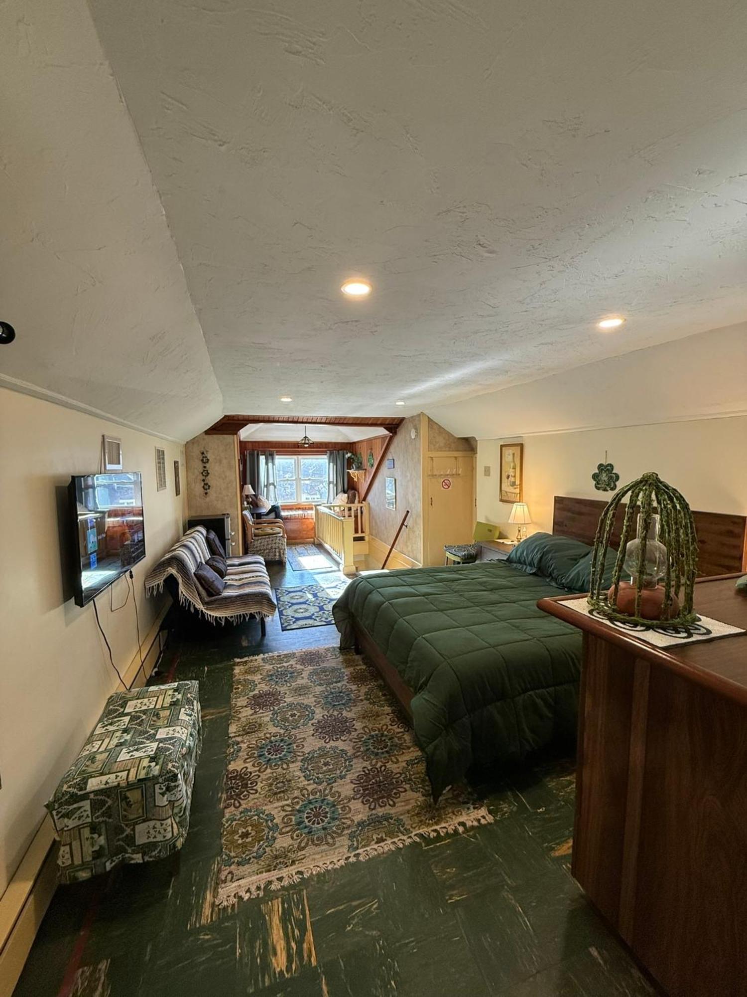 Natalie House Bed & Breakfast Boston