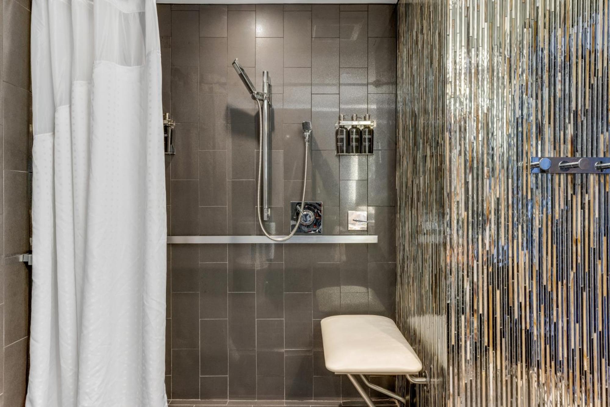 Revere Common Hotel