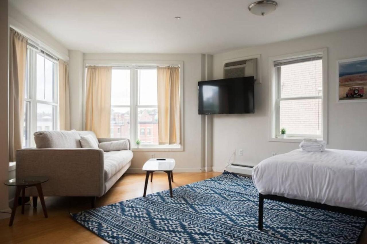 Apartment Bright Spacious Fenway Boston