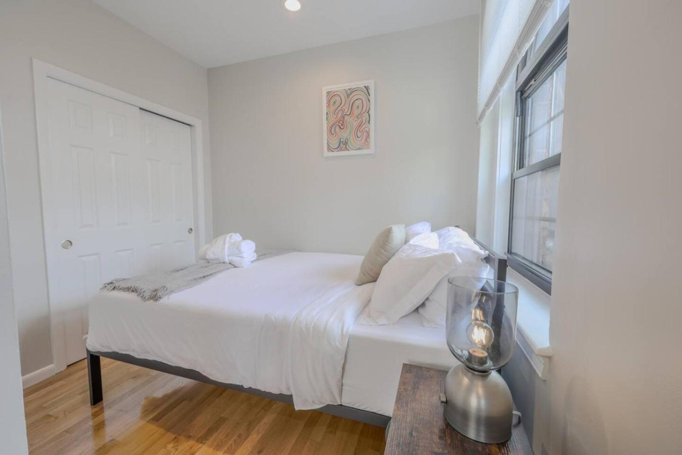 Light Filled In Back Bay *