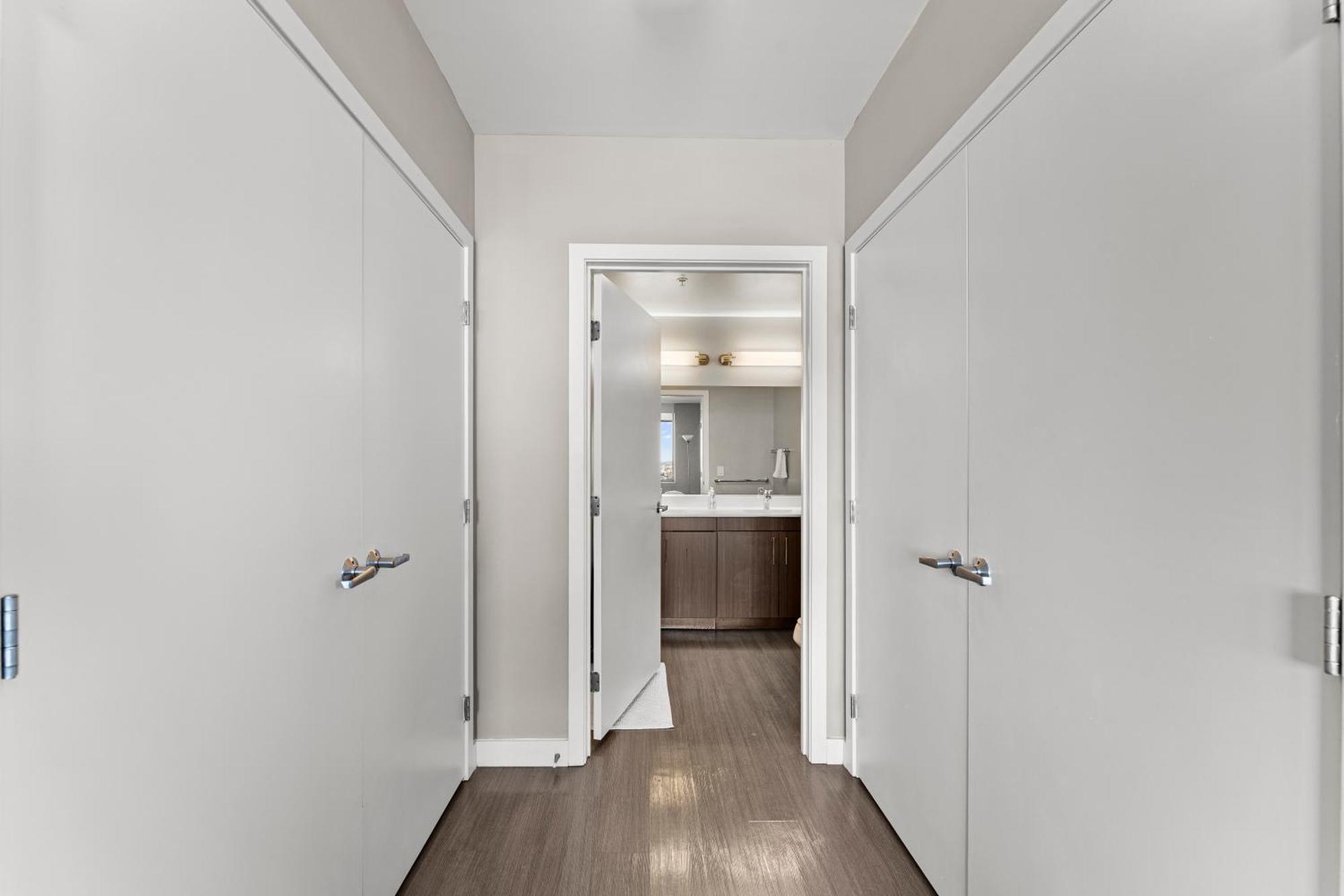 Beautiful Centrally Located 3 Bedroom Apartment