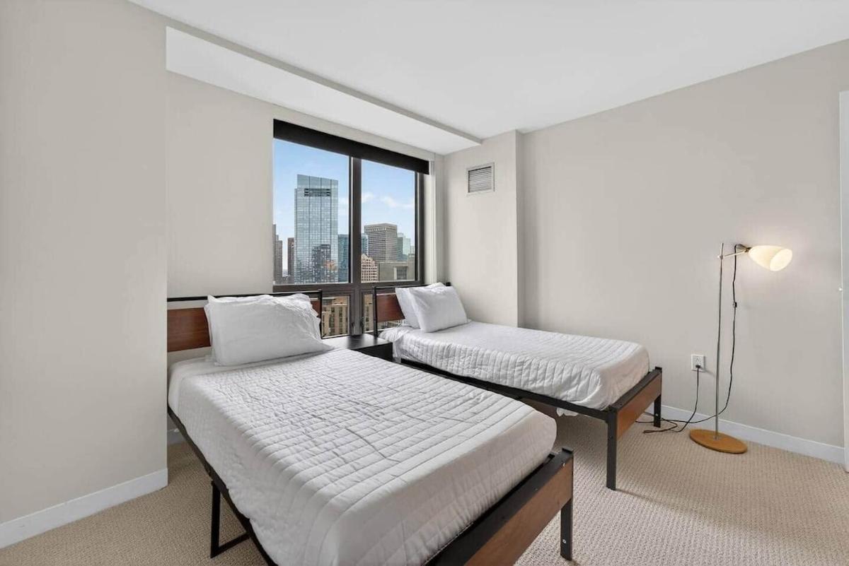 Luxury 2br 2ba Prime Downtown *