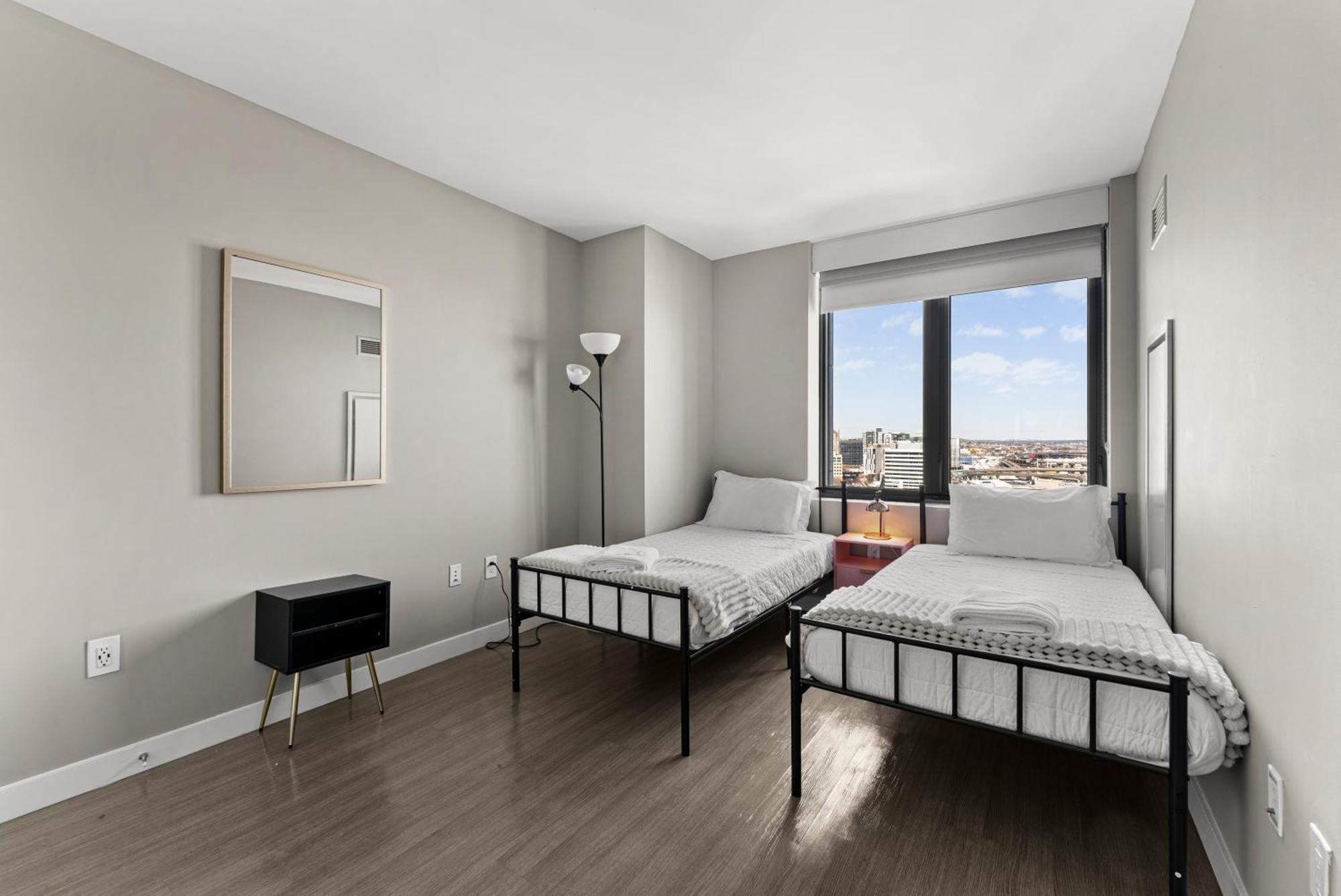 Apartment Beautiful Centrally Located 3 Bedroom Boston