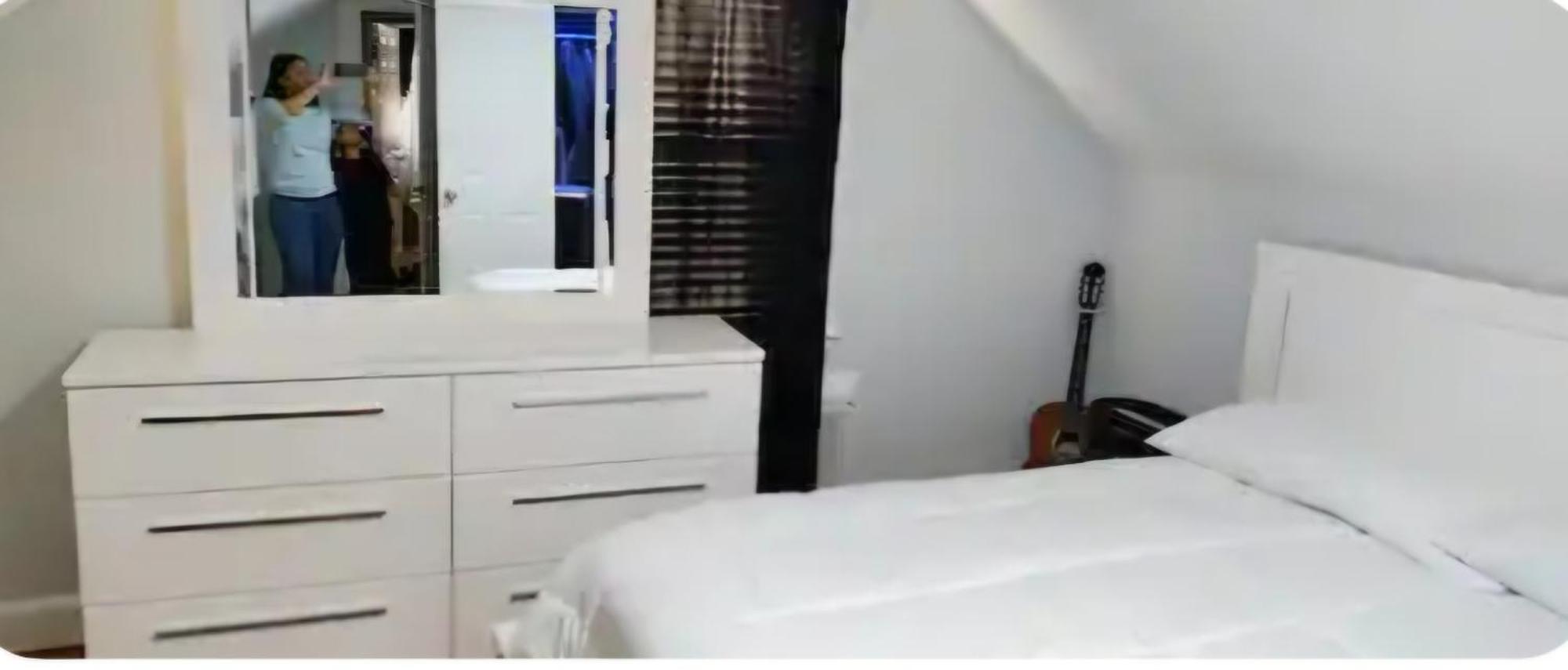 Homestay Available In A Hyde Park, Neighborhood Boston