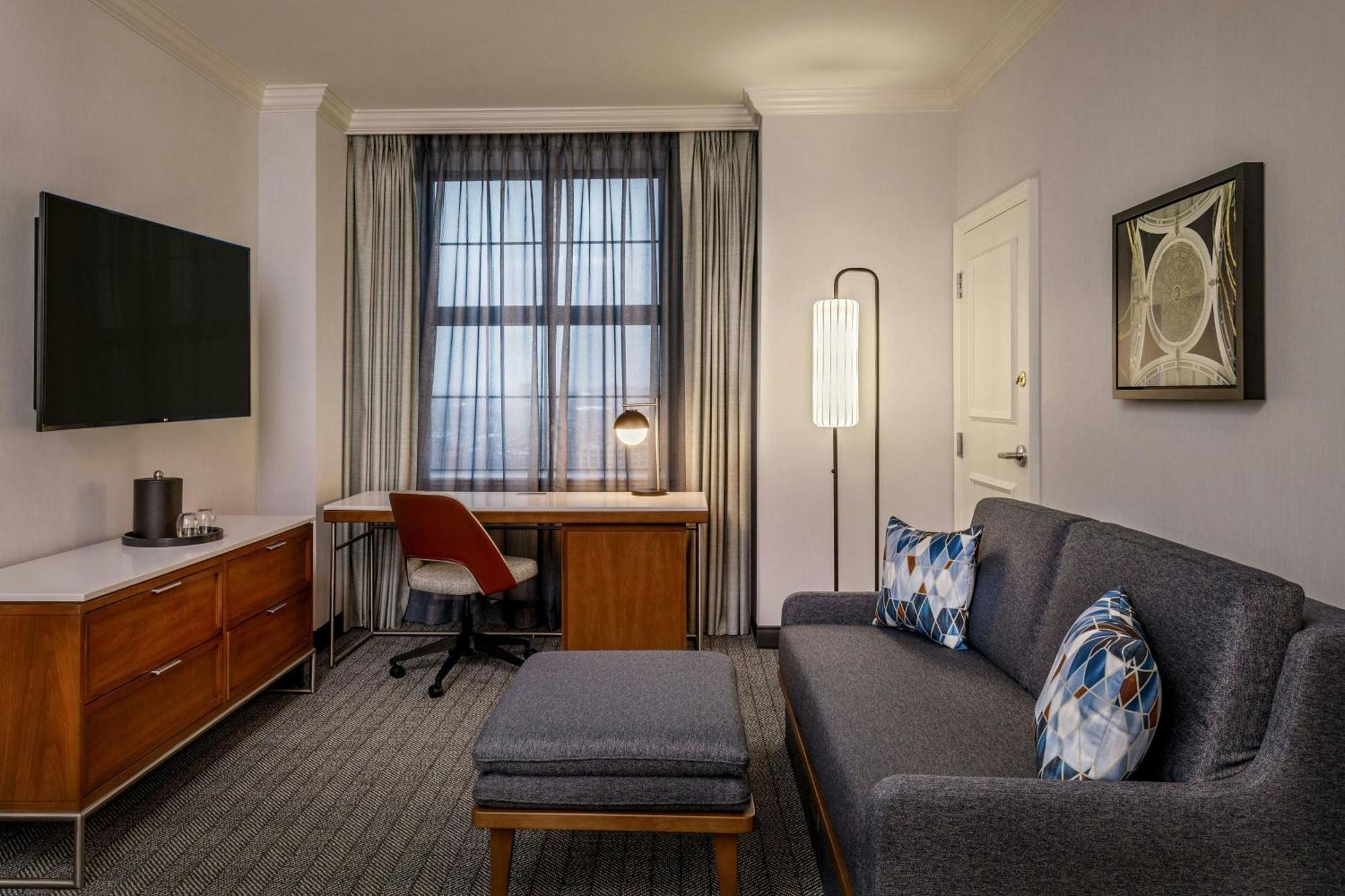 Hotel Courtyard By Marriott Downtown