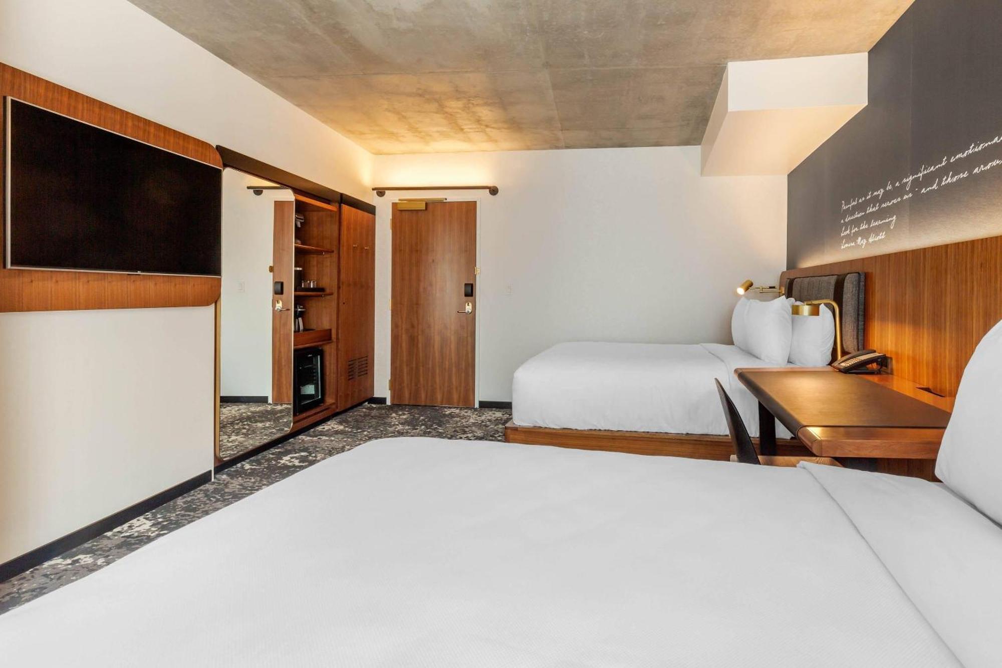 Cambria Downtown - Seaport 4*