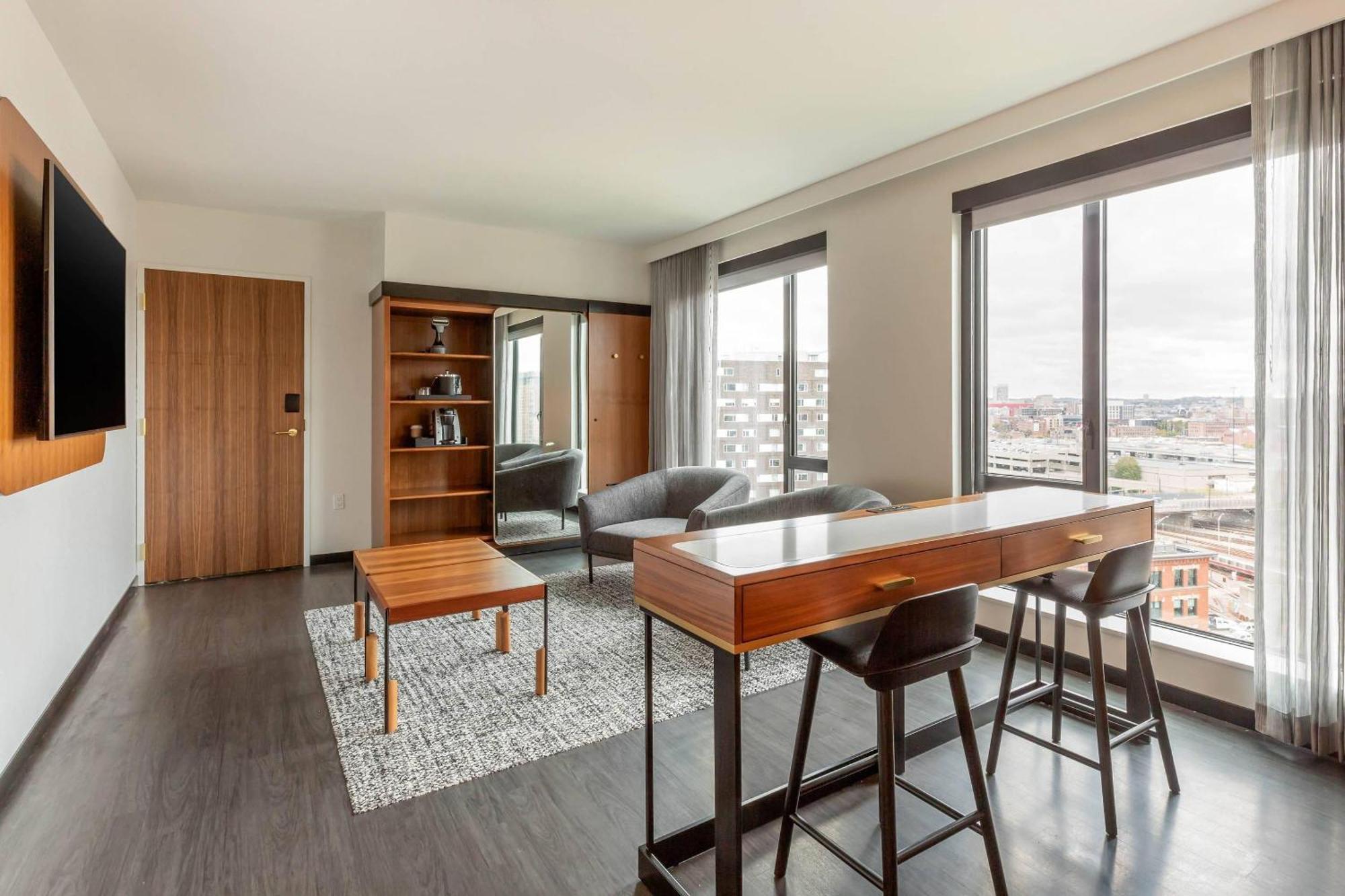Cambria Downtown - Seaport 4* Boston