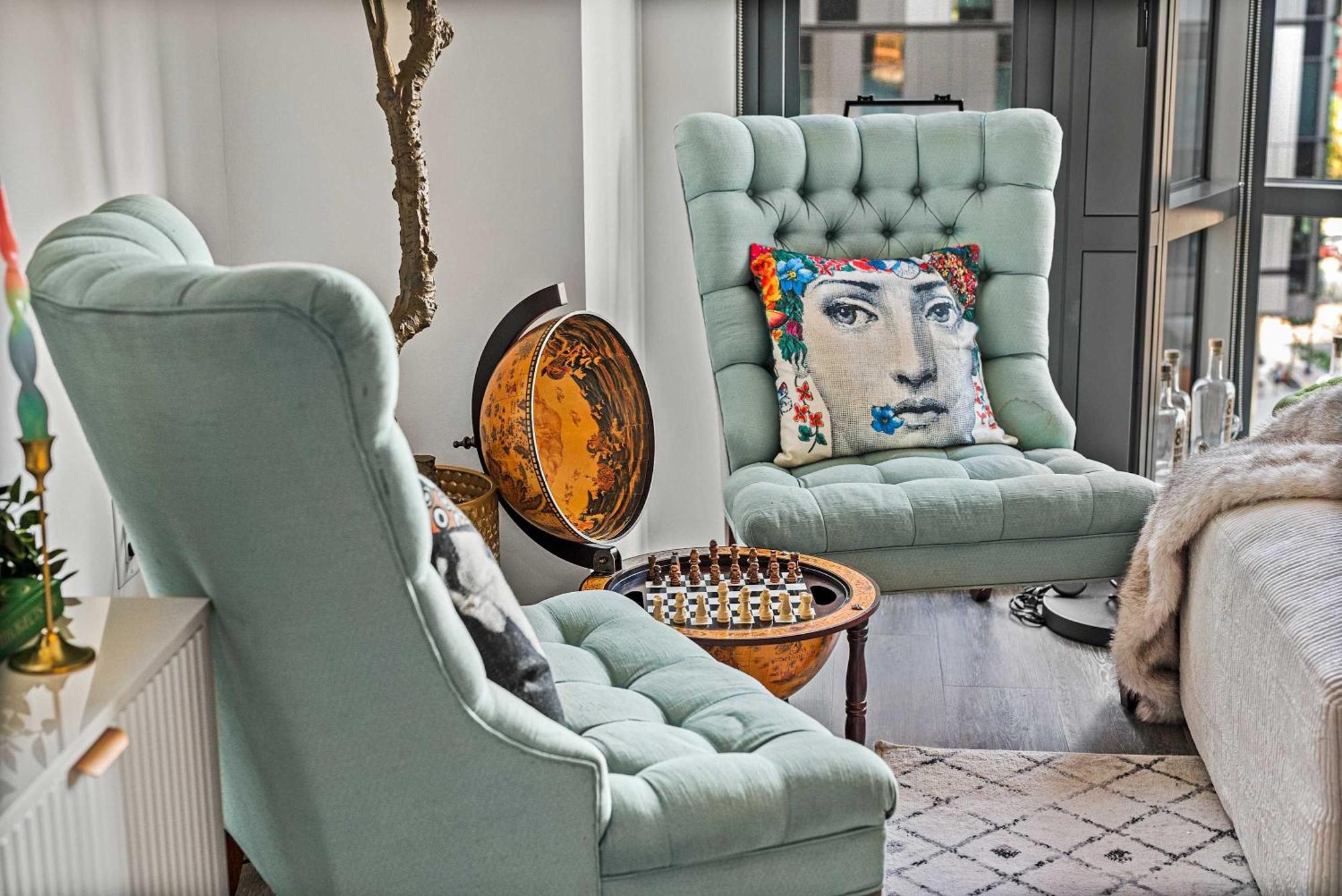 Apartment The Dazzling Two-bedroom Two-bath In Boston