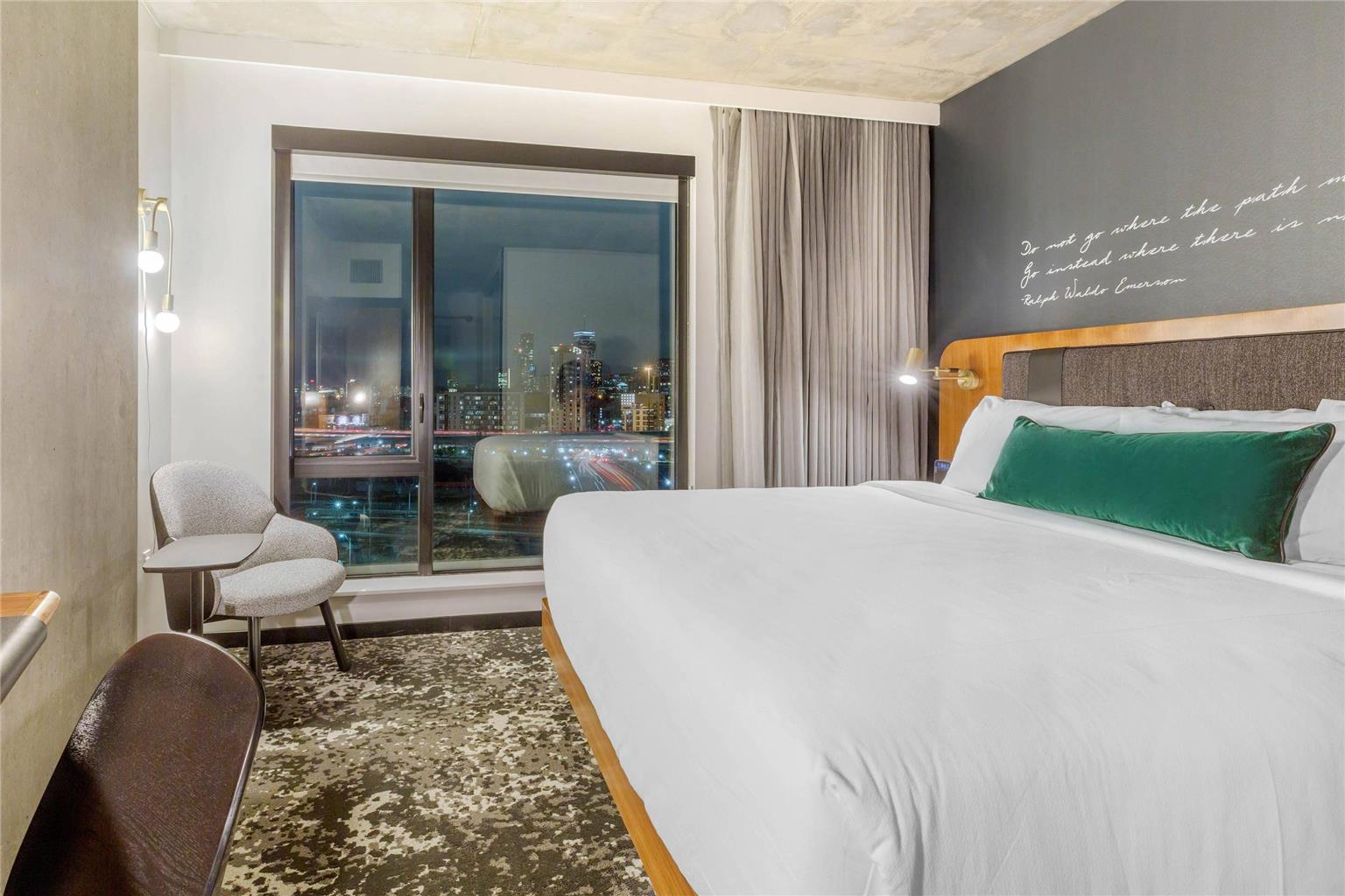 Cambria Downtown - Seaport Hotel