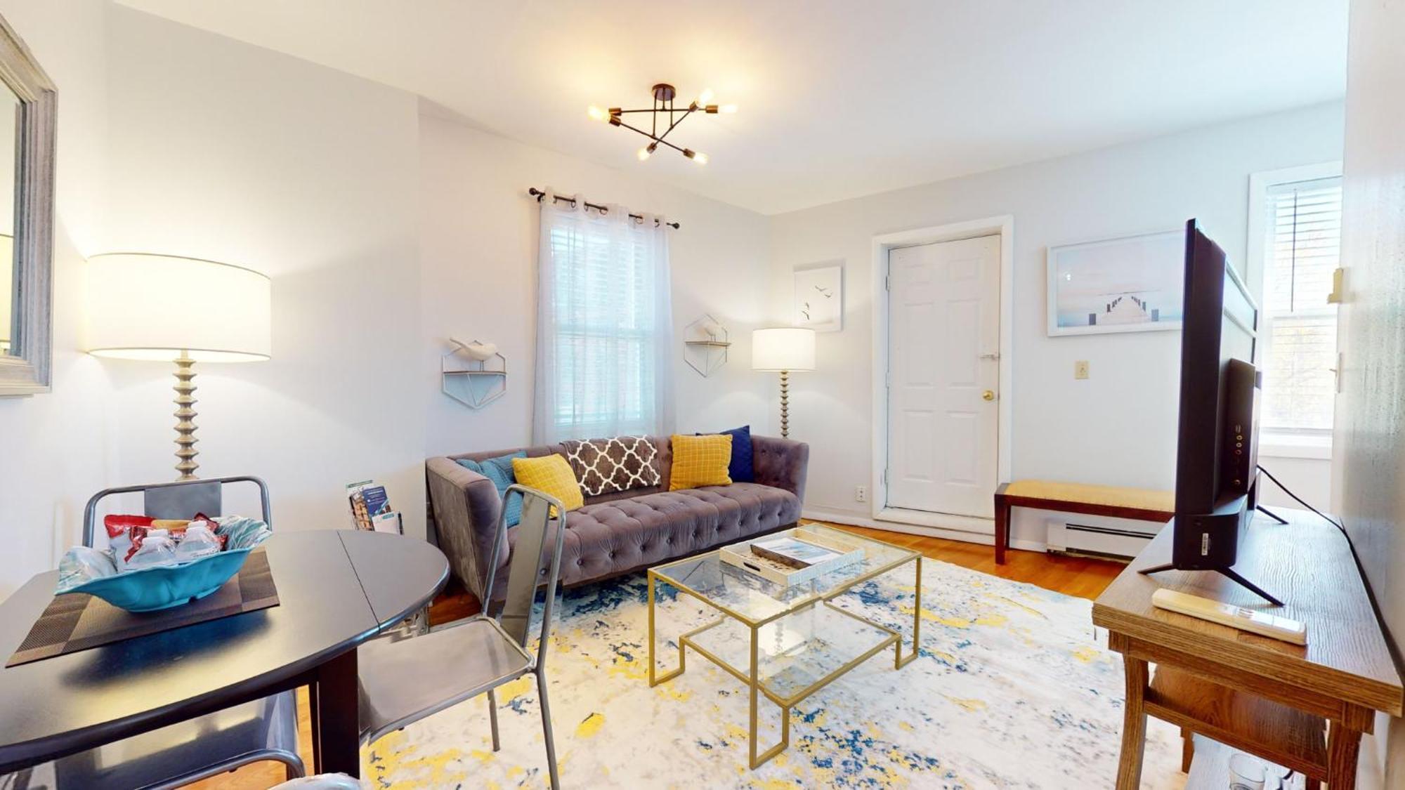 Apartment South End,2 Bed, In Unit Lau,cen Air, Northeastern Boston
