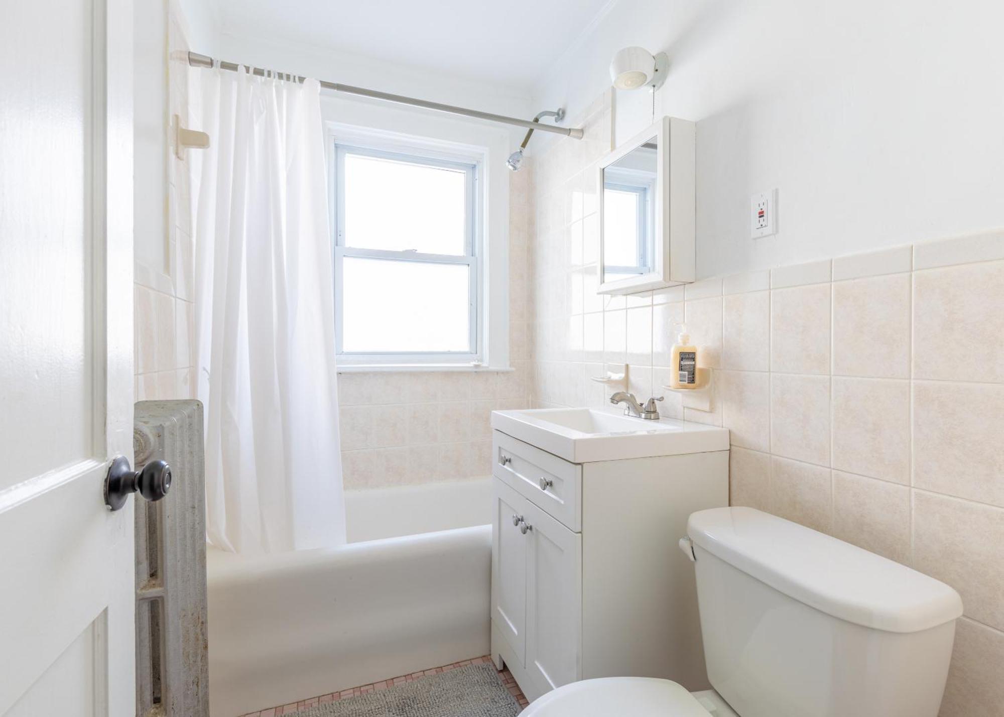 Homestay 152 Quite & Bright & Spacious In Brighton *