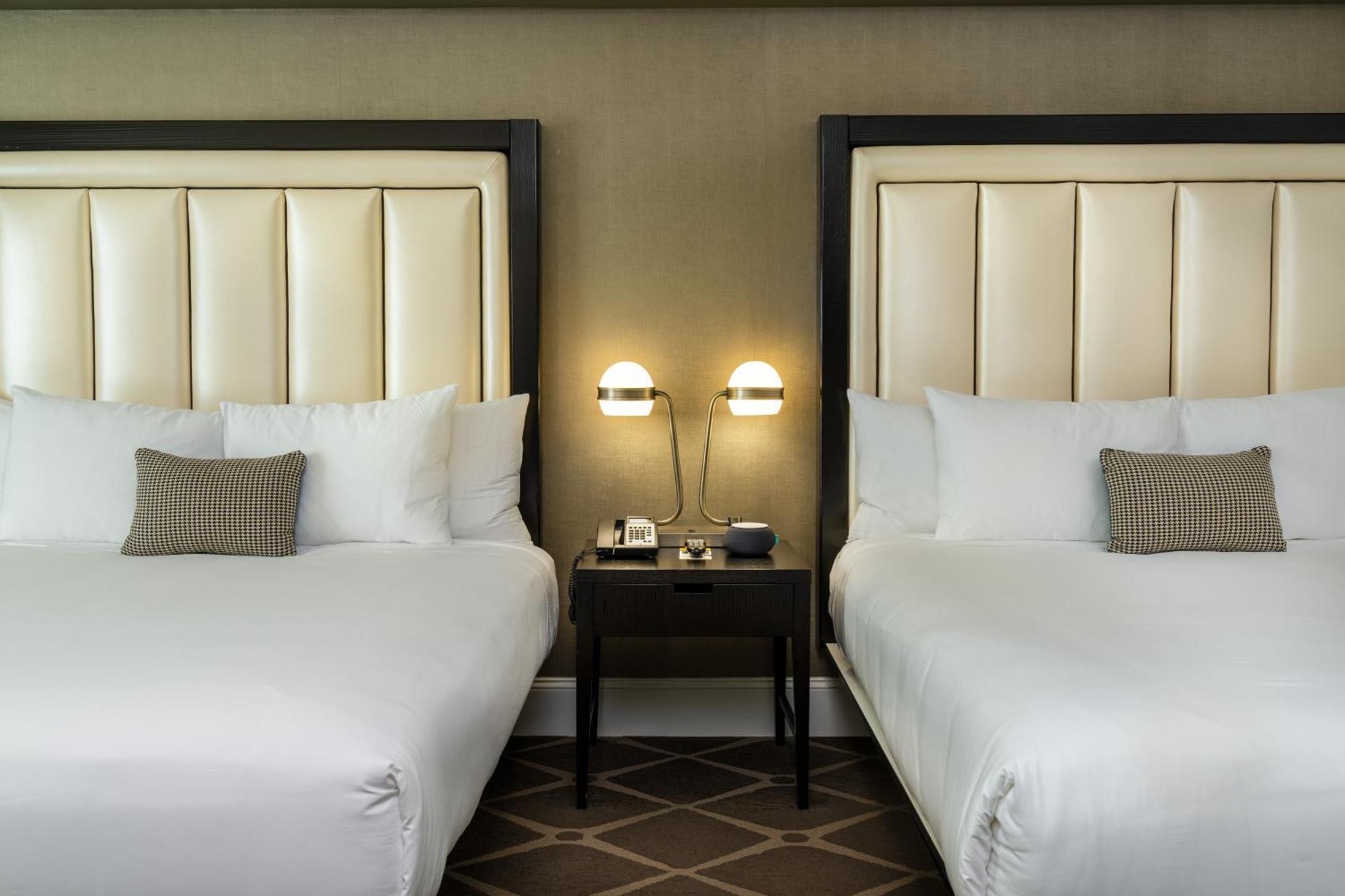 Commonwealth 5* Boston