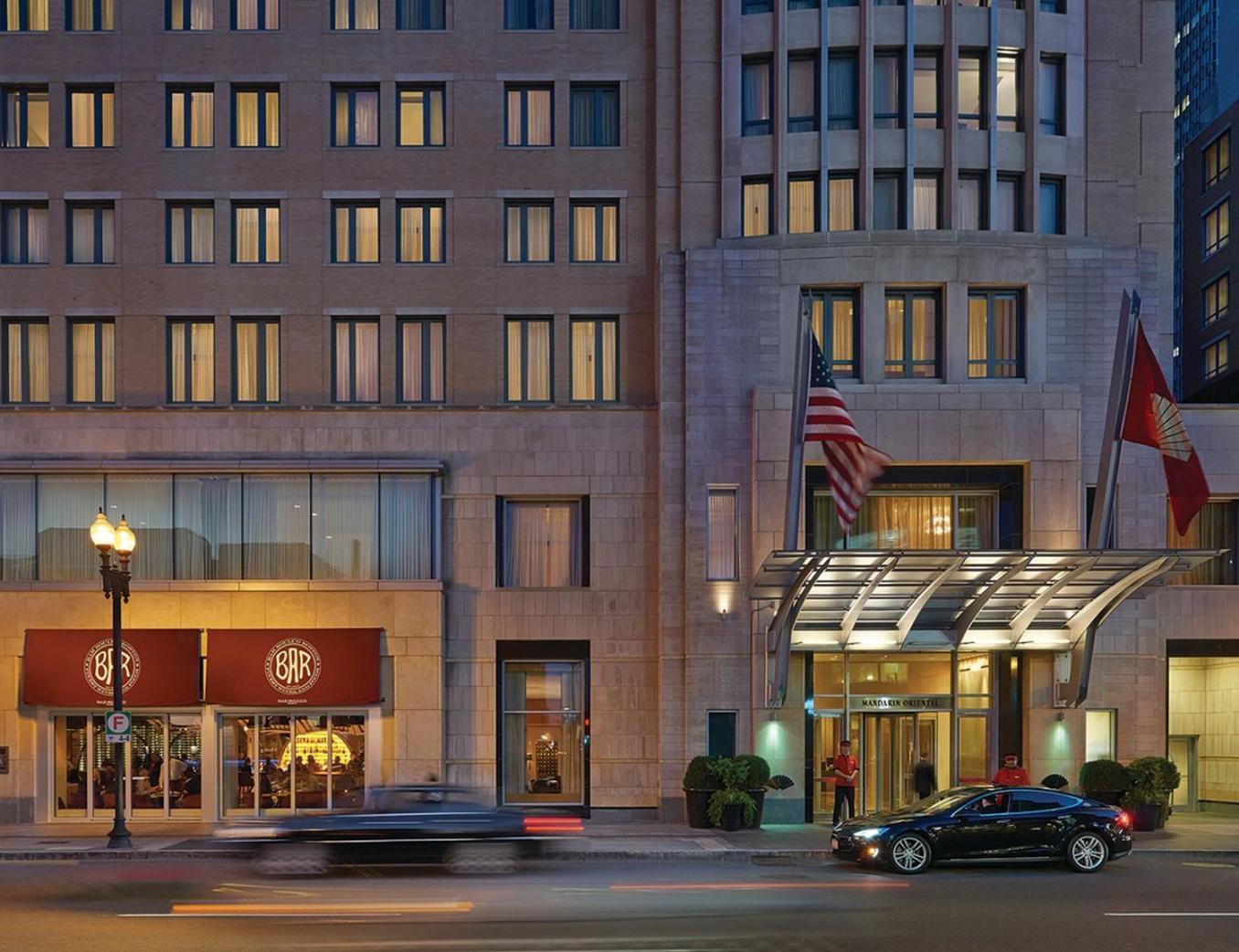 Mandarin Oriental, Hotel