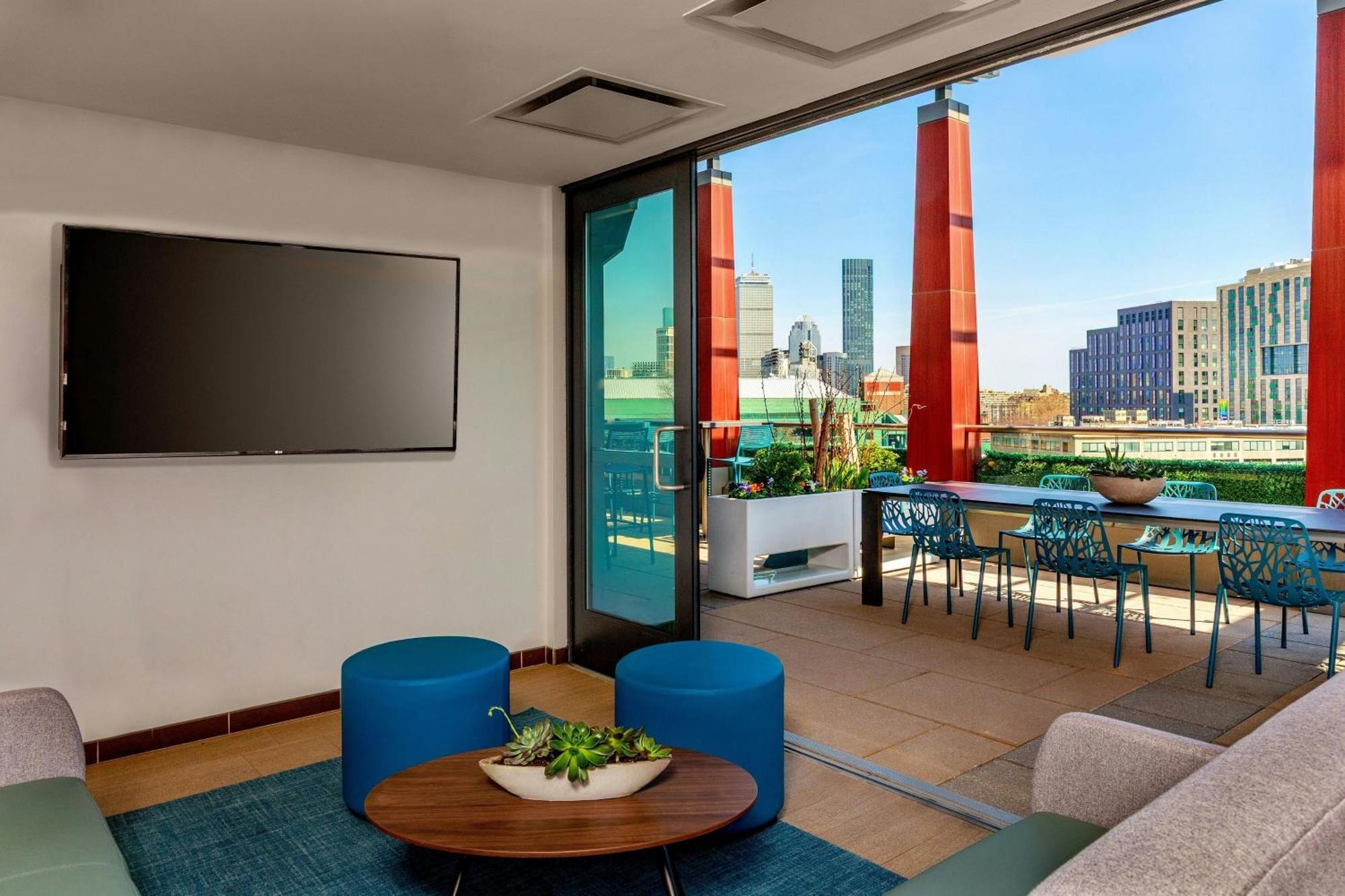 By Marriott Back Bay/fenway 3*