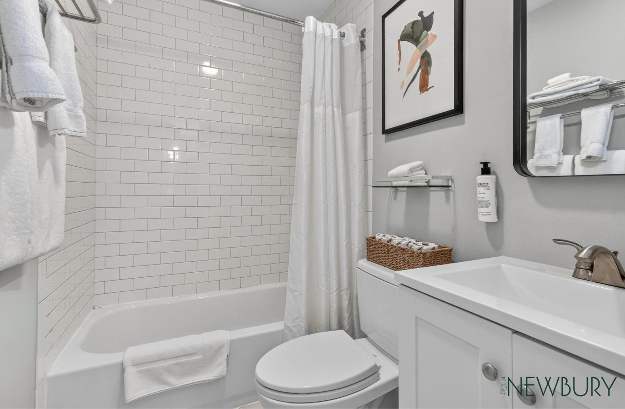 Aparthotel 304 Newbury Street By Thatch 4*