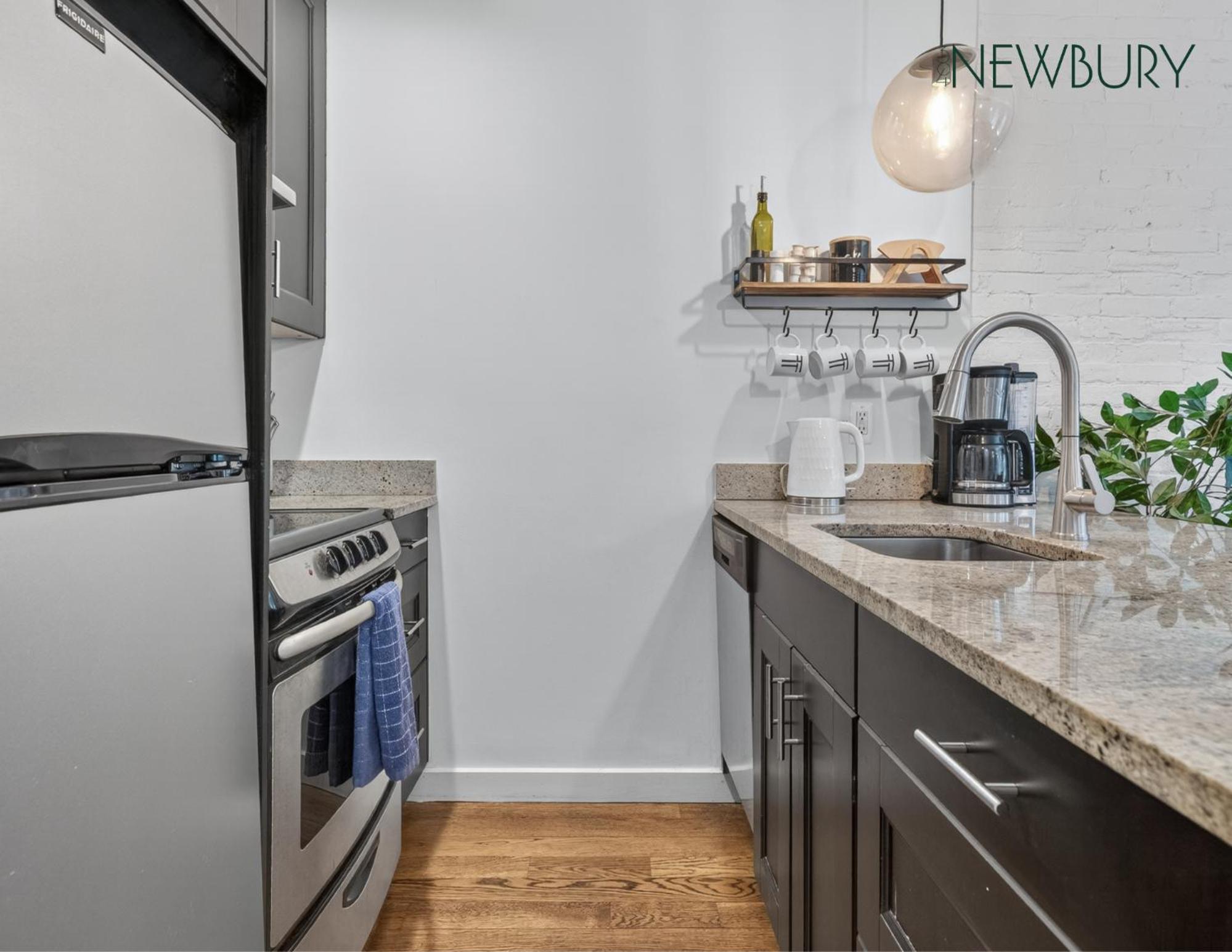 304 Newbury Street By Thatch