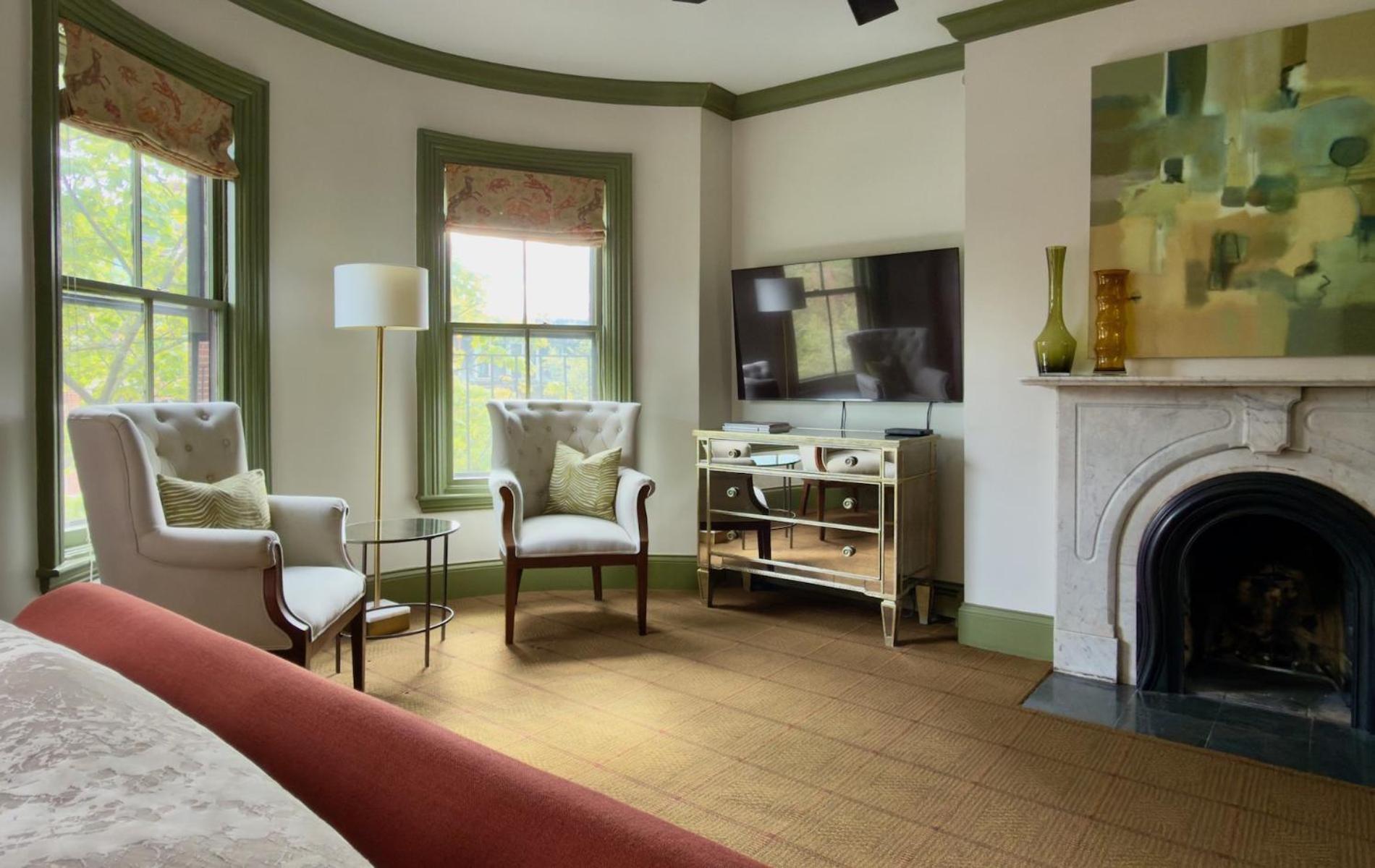 Clarendon Square Bed & Breakfast
