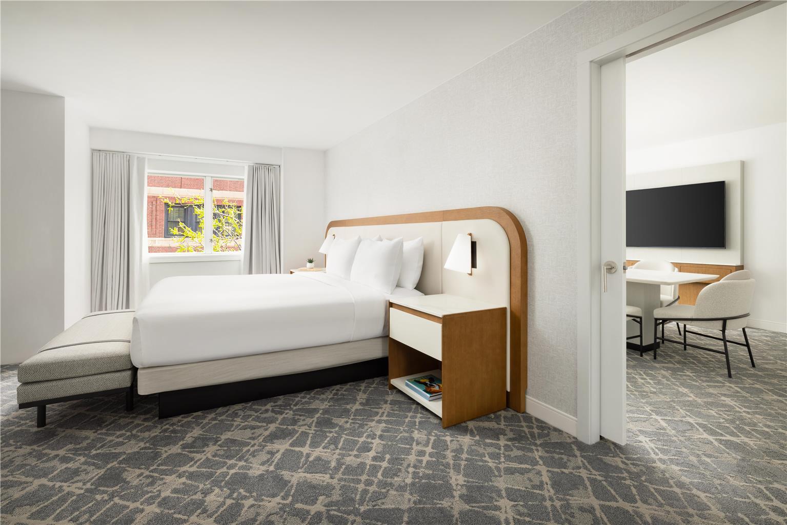 Hotel Hilton Back Bay 3*