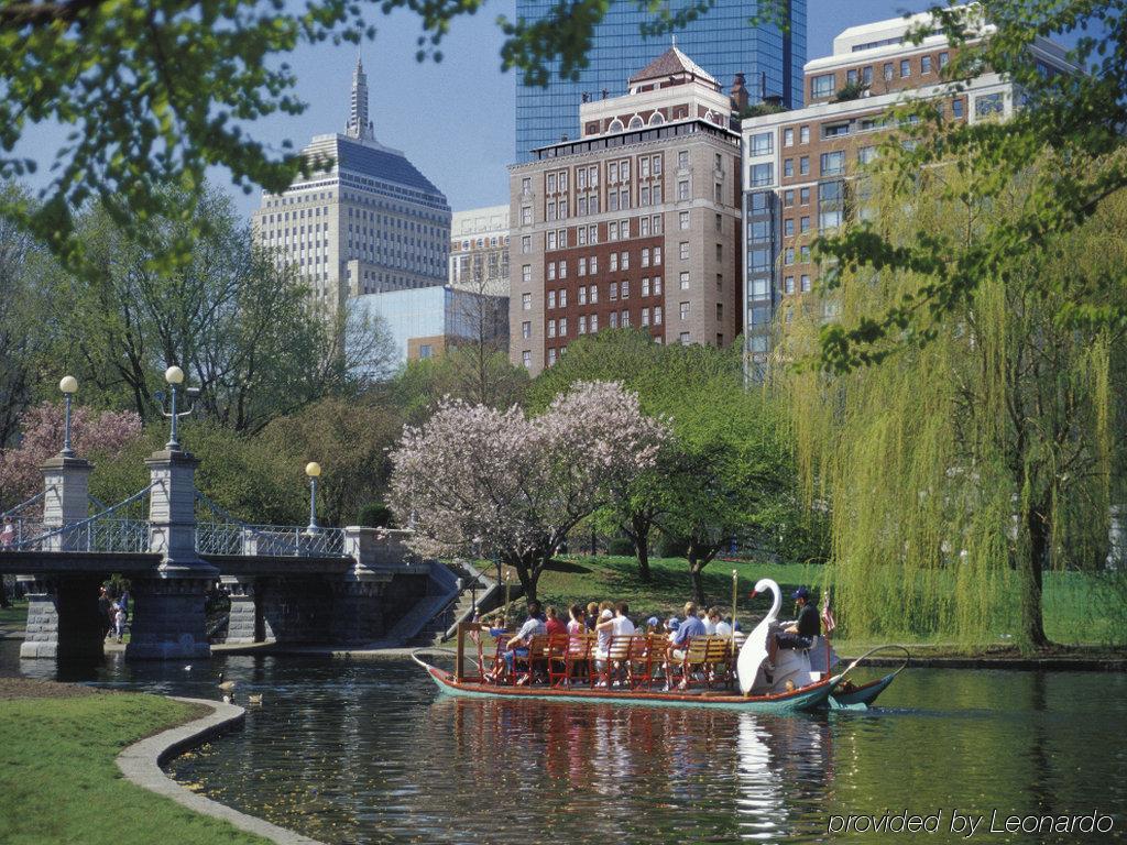 Staypineapple, A Delightful Hotel, South End 4*