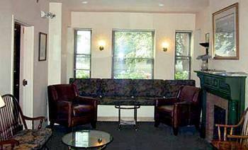 Guest house Oasis Boston