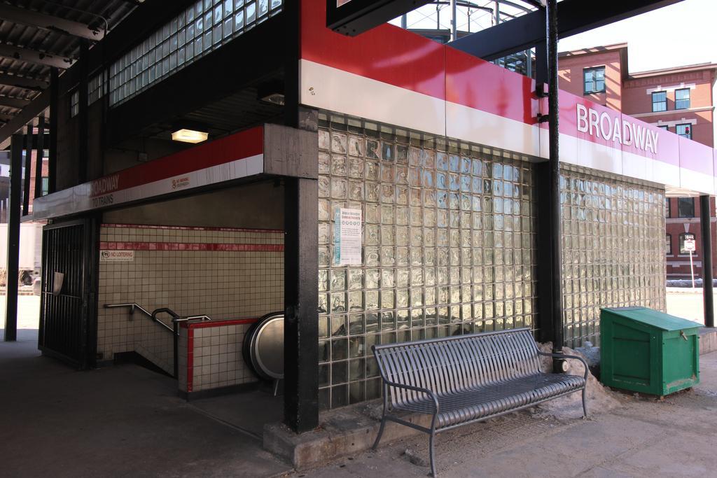 West Broadway Quarters By Thatch Apartment *