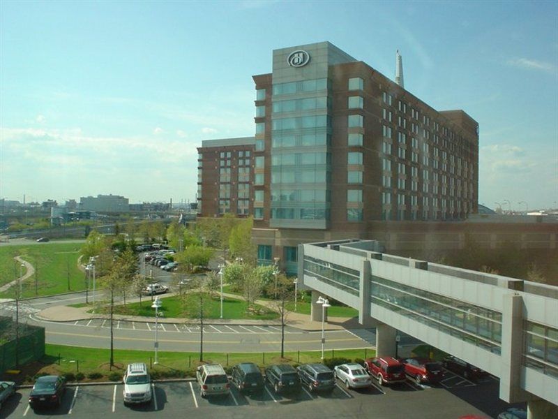 Hilton Logan Airport Hotel 4*