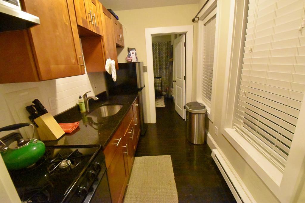 Beautiful 3br 3ba Duplex Parking Location Apartment Boston