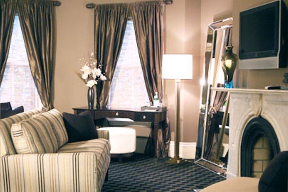 Clarendon Square Boston