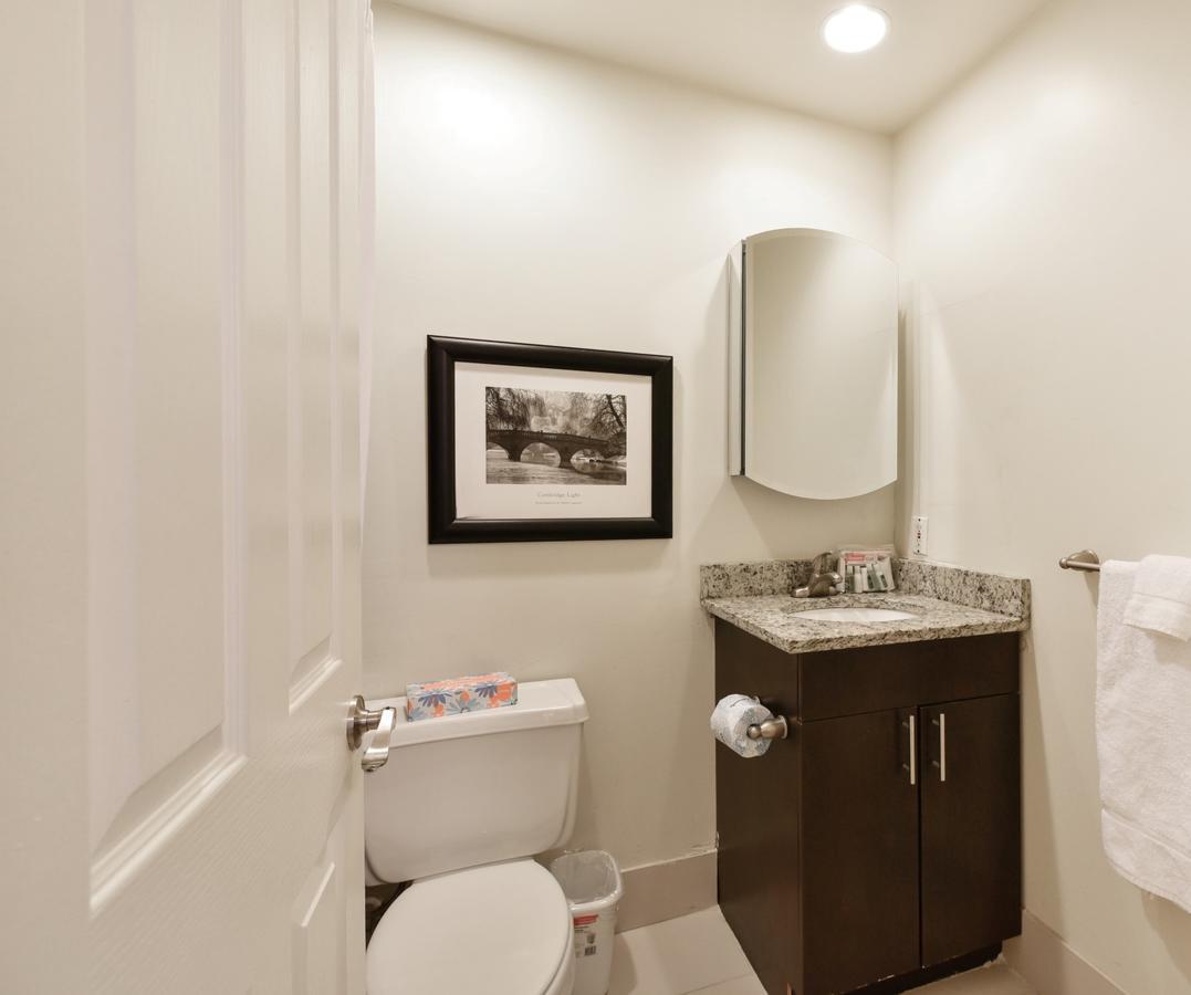 Global Luxury Back Bay Apartment Boston