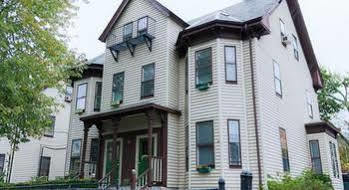 The Farrington 2* Boston