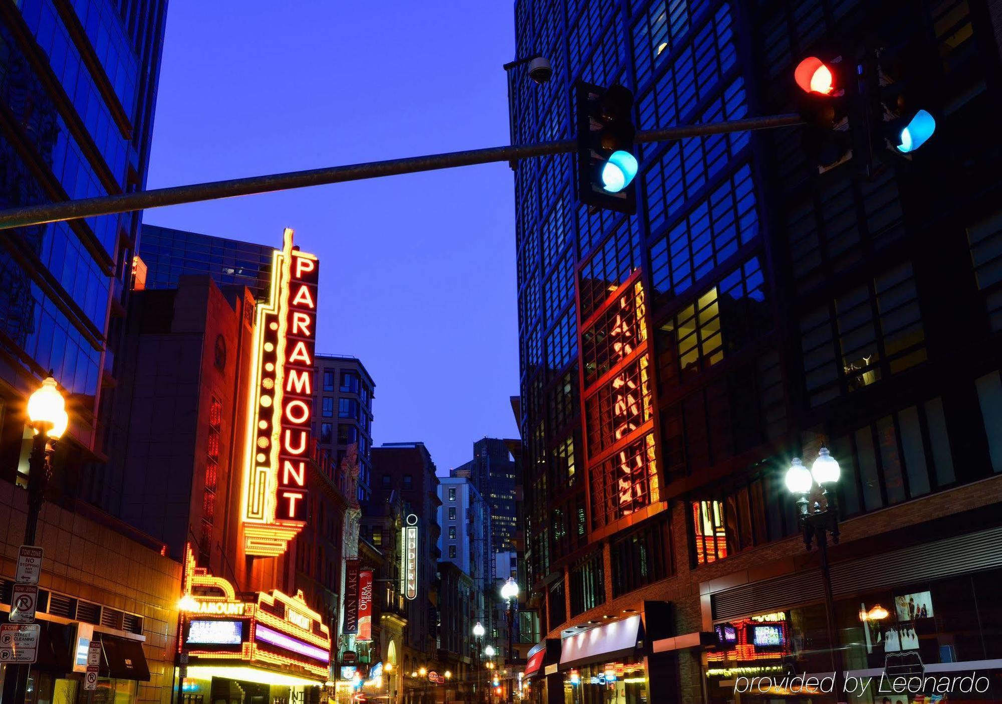 The Godfrey Hotel 4*