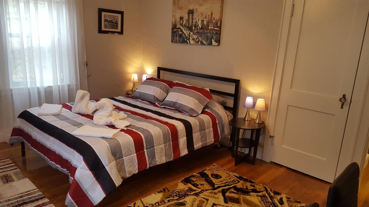 Natalie House Bed & Breakfast