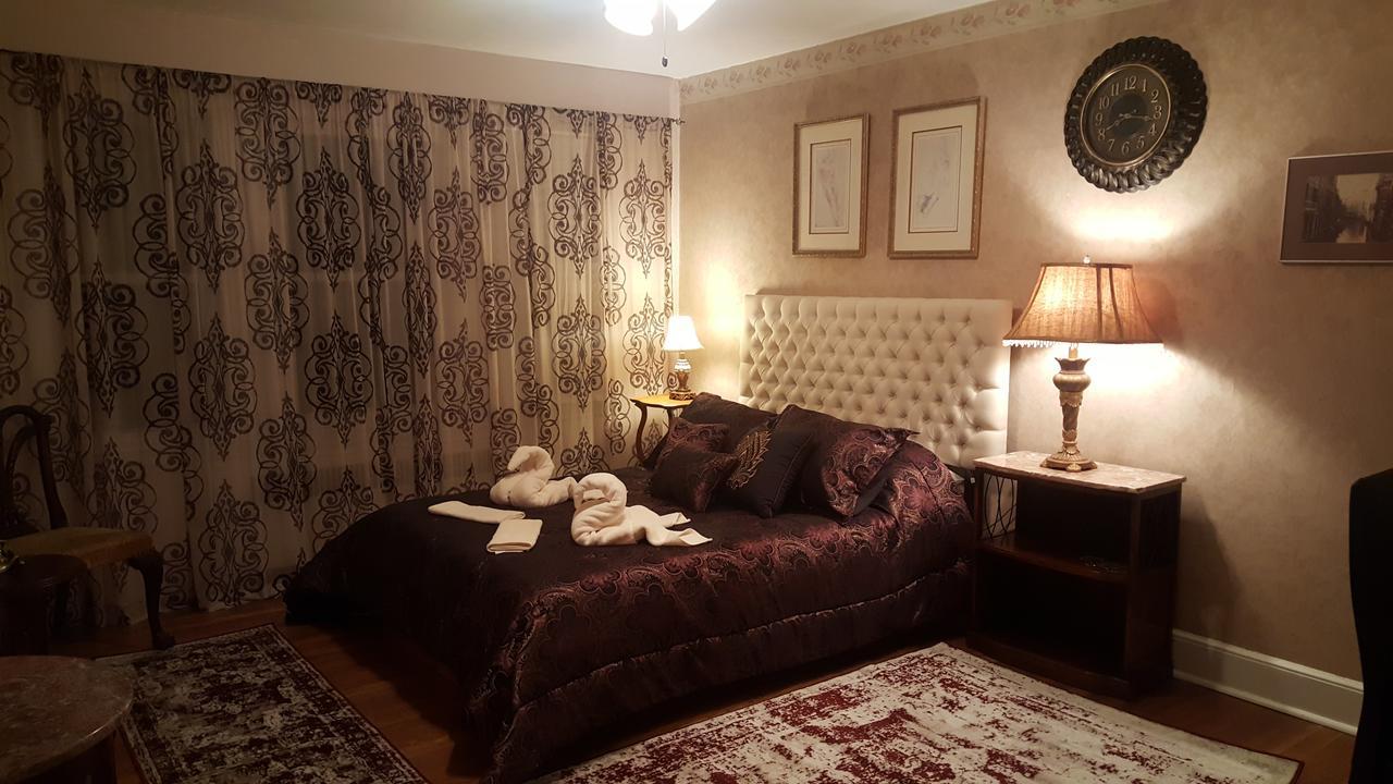 Natalie House Bed & Breakfast