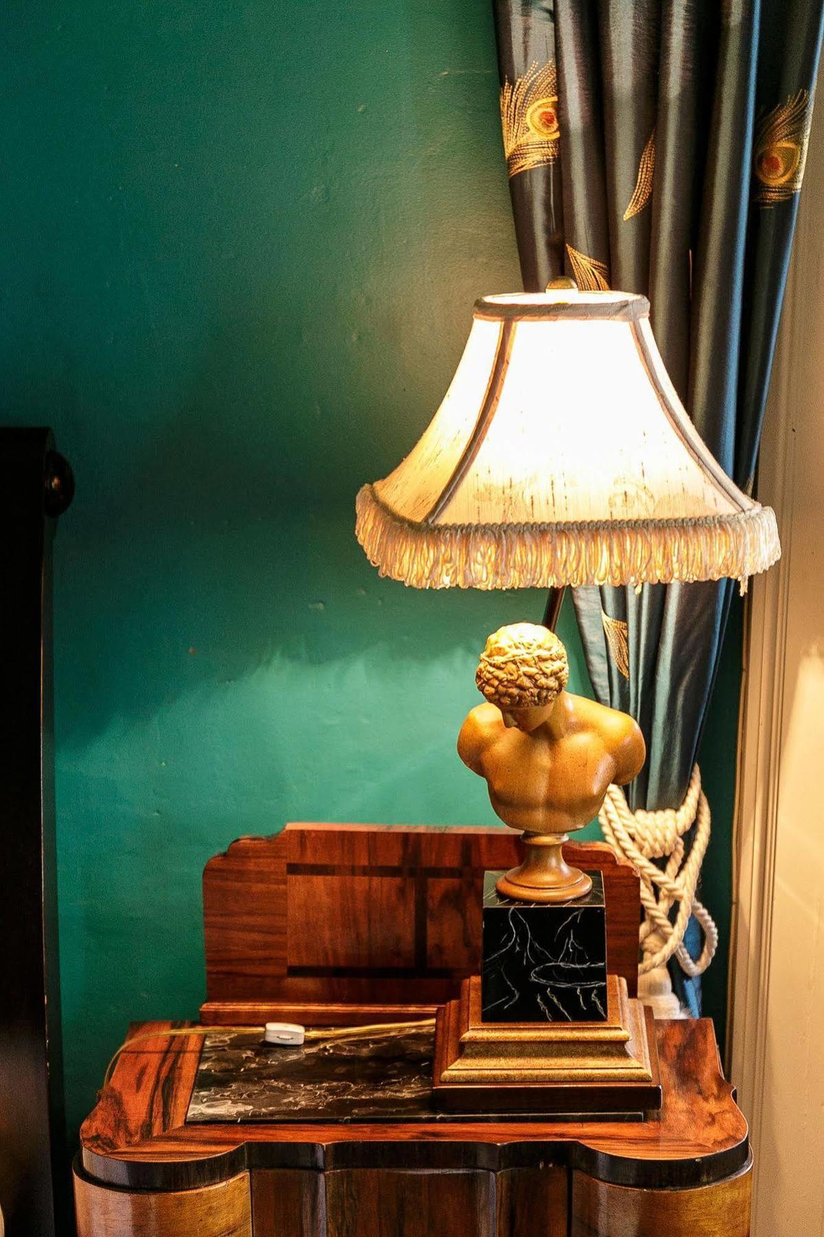 Couette-café Moroccan Boutique Boston