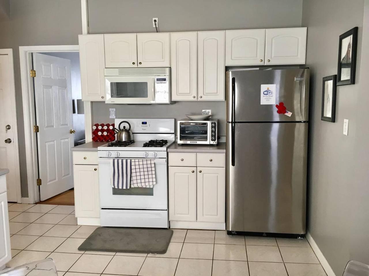 ~*30min To Downtown*~ The Cosmopolitan Holiday home Boston