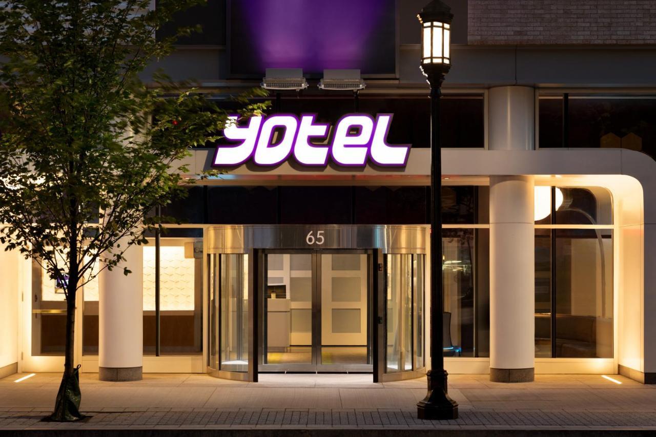 Yotel Hotel 4*