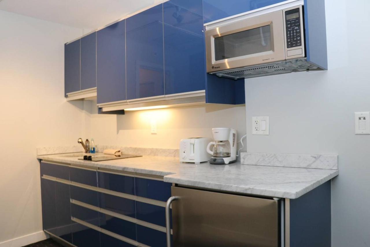 Comfortable In Back Bay, Newbury St. #7 Apartment