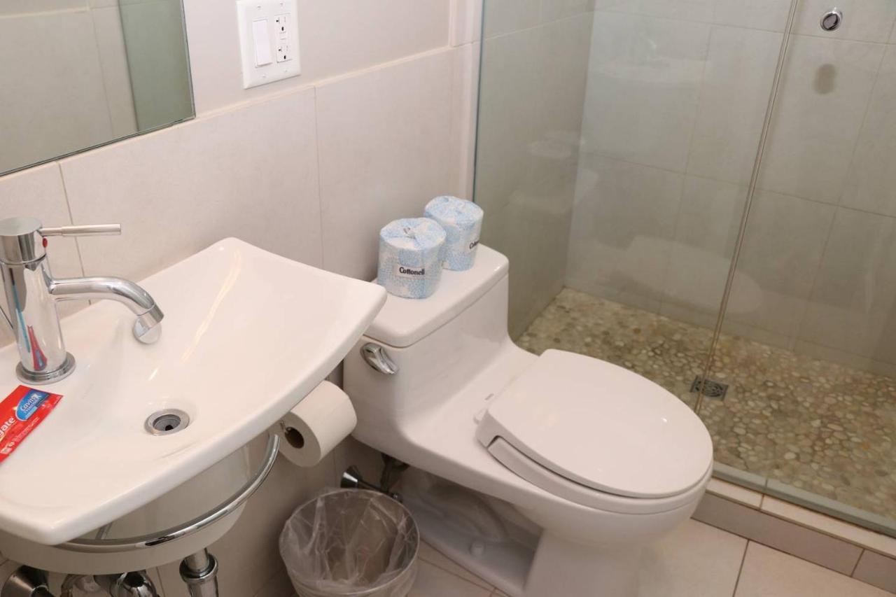 Apartment Stylish On Newbury St, Is Boston! #12 Boston