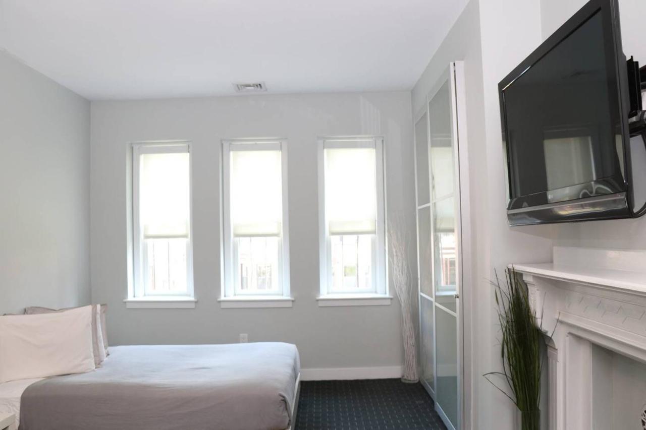 Apartment Stylish On Newbury St, Is Boston! #12 *