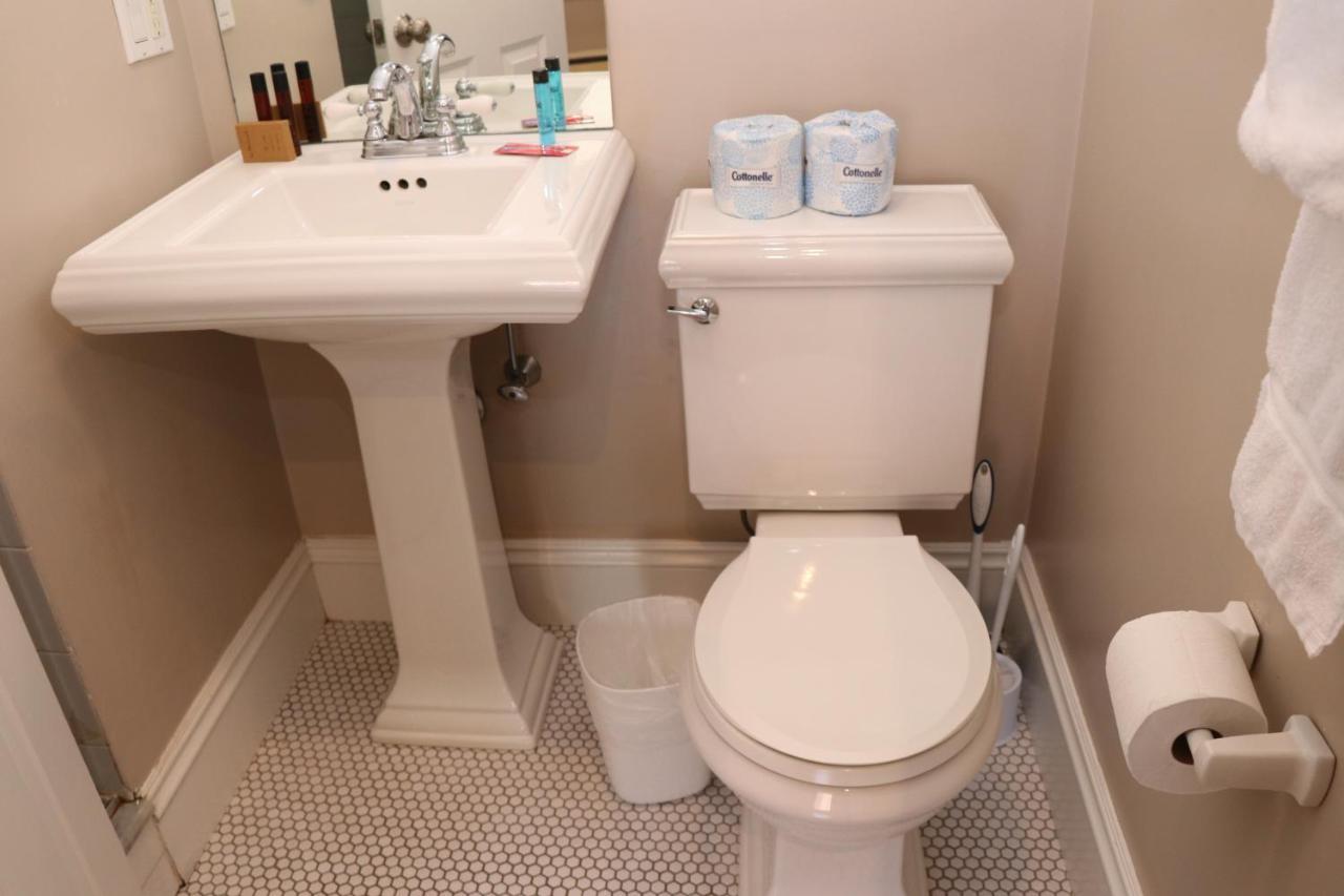 Stylish Downtown In The South End, C. Ave #1