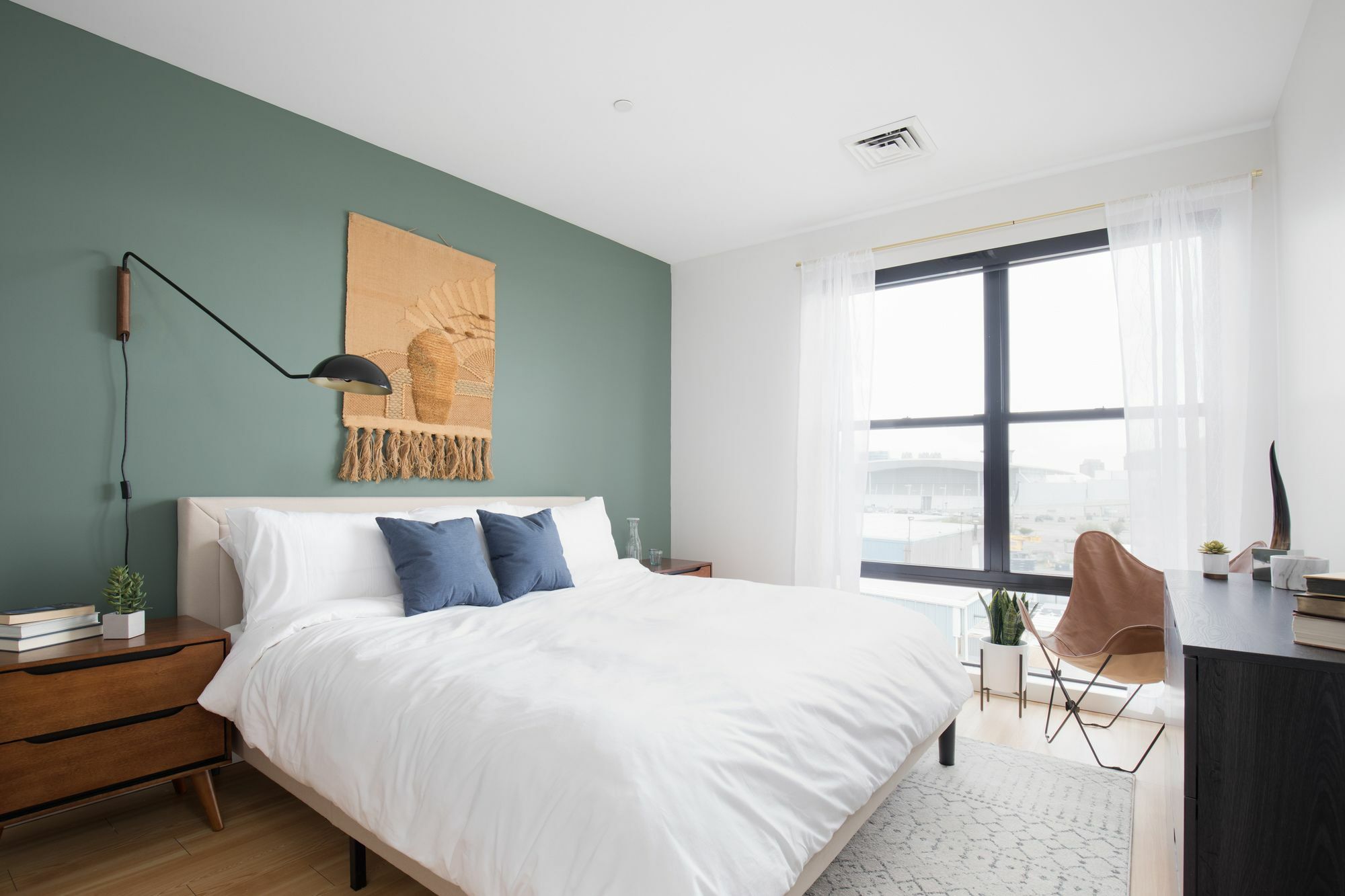 Appartement Distinctive 2br In Seaport By Sonder